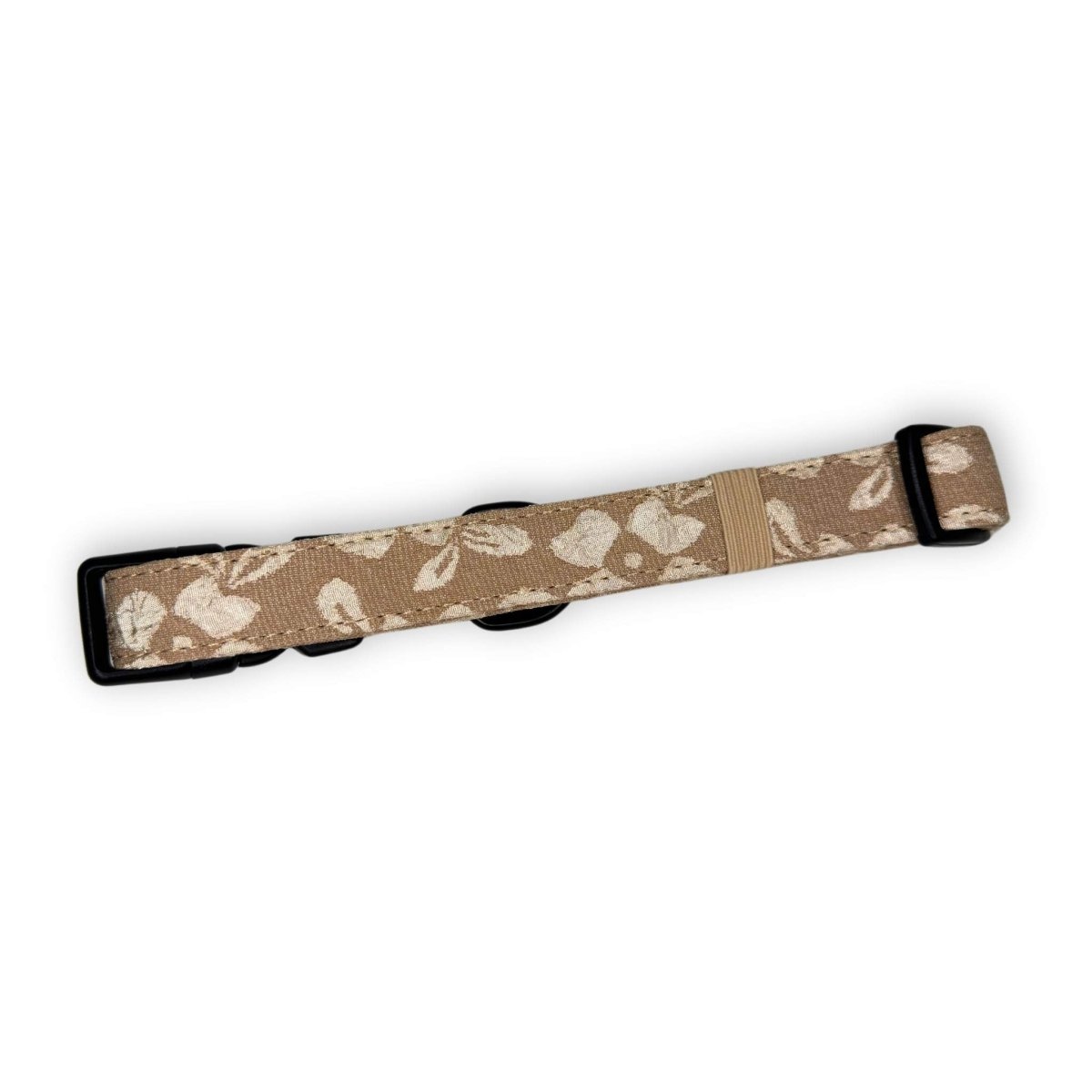 Luxe Collar Toffee Latte Petals