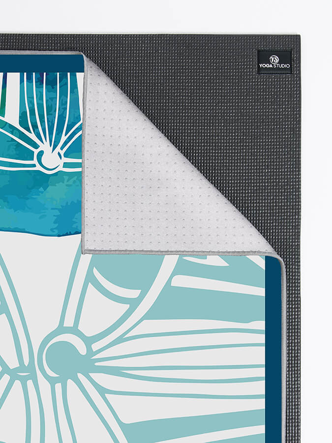 Non Slip Yoga Mat Towel with Grip Dots