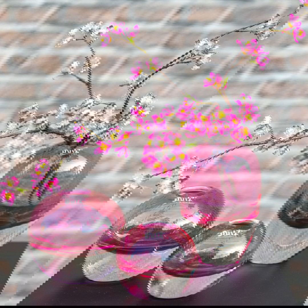 Ball Vase Hoola in Fuchsia