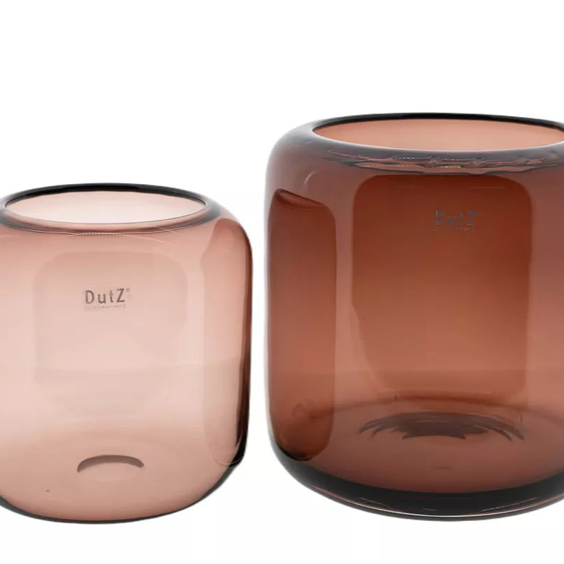 Mazurka Vase in Burgundy