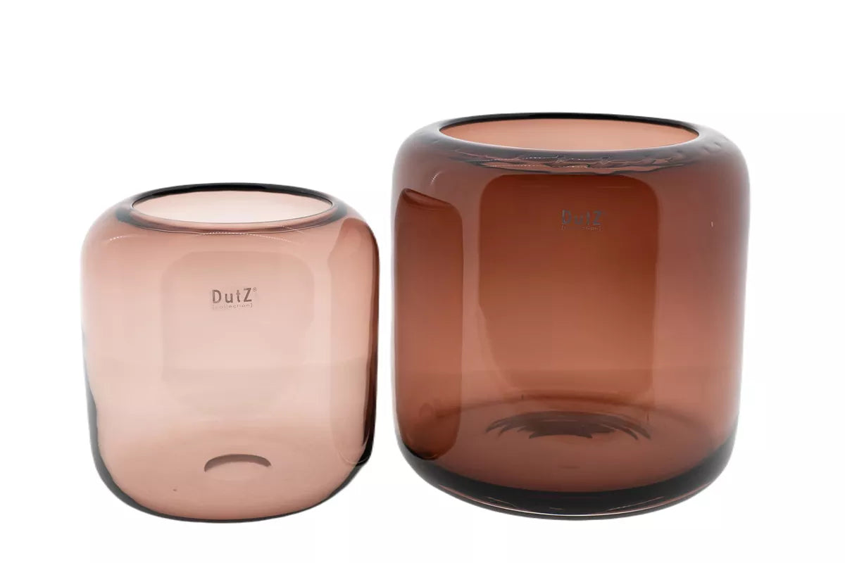 Mazurka Vase in Burgundy