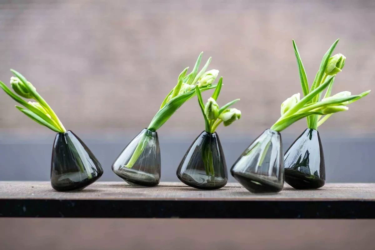 Tumbling Vase Smoke 12cm Height