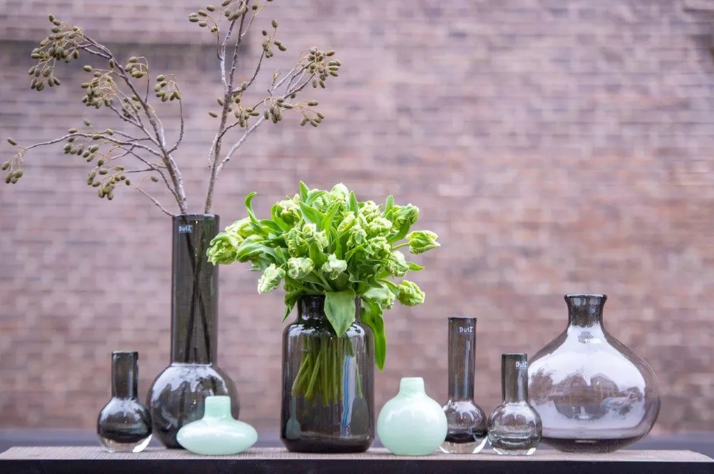 Grey Mouth Blown Glass Vase Masa