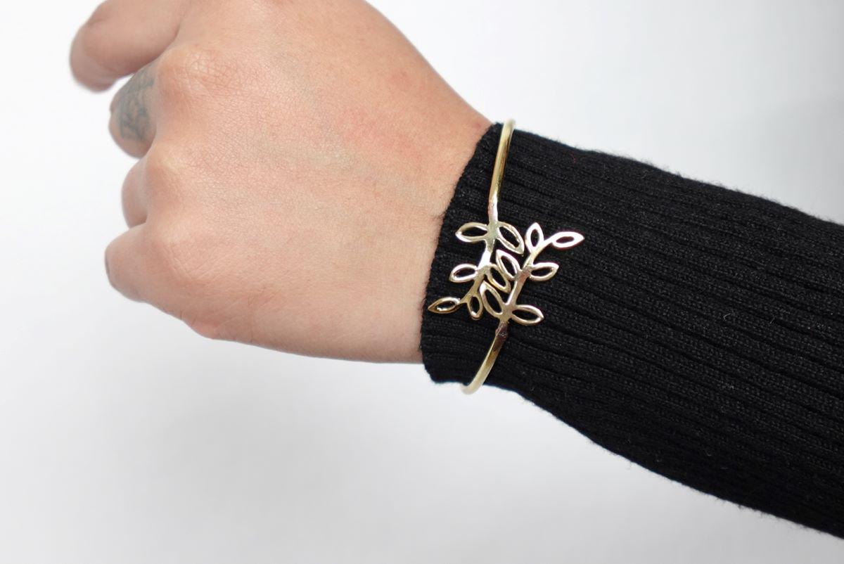 Leaf Motif Brass Adjustable Bracelet