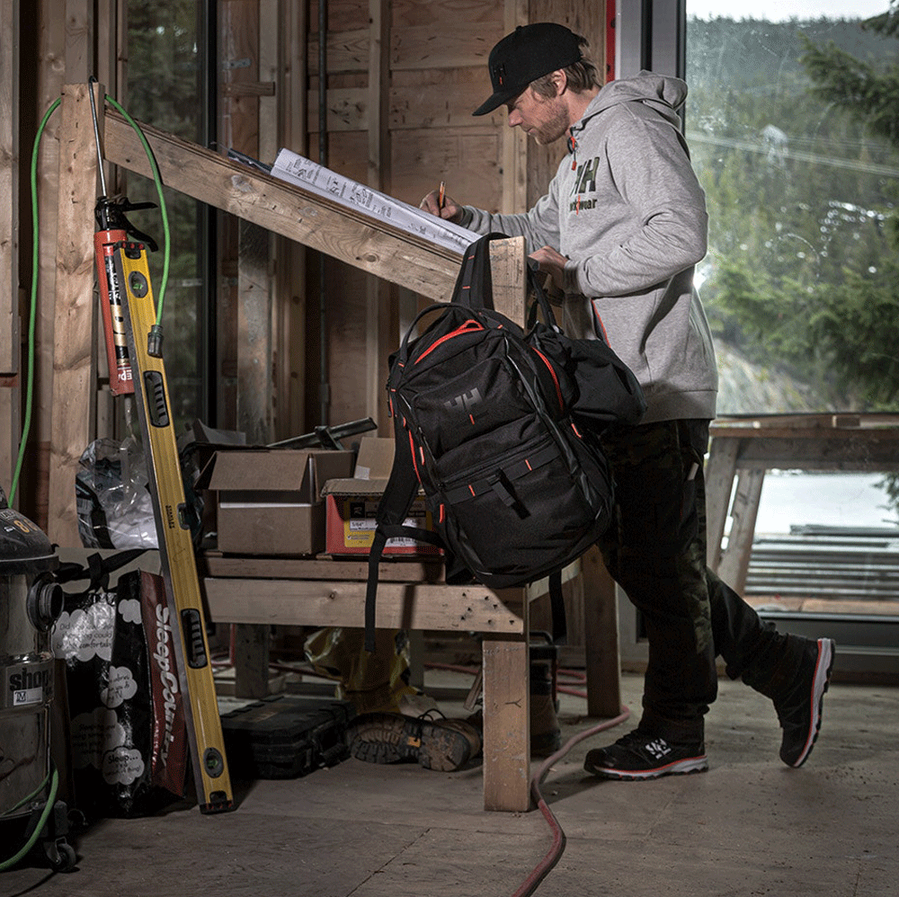 Work Day Backpack 27L with Laptop Compartment