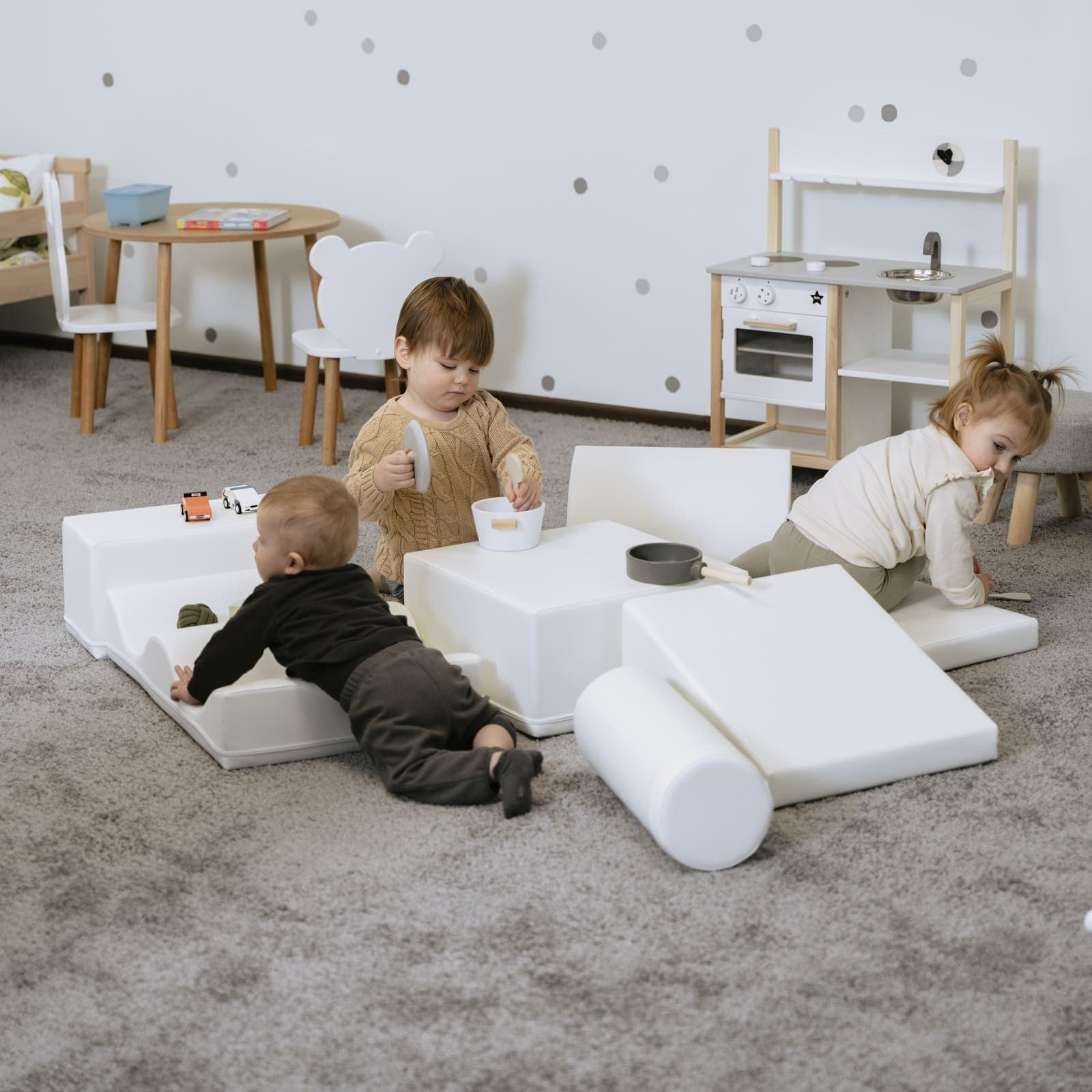 Soft Play 7 Foam Block Set - White Discoverer