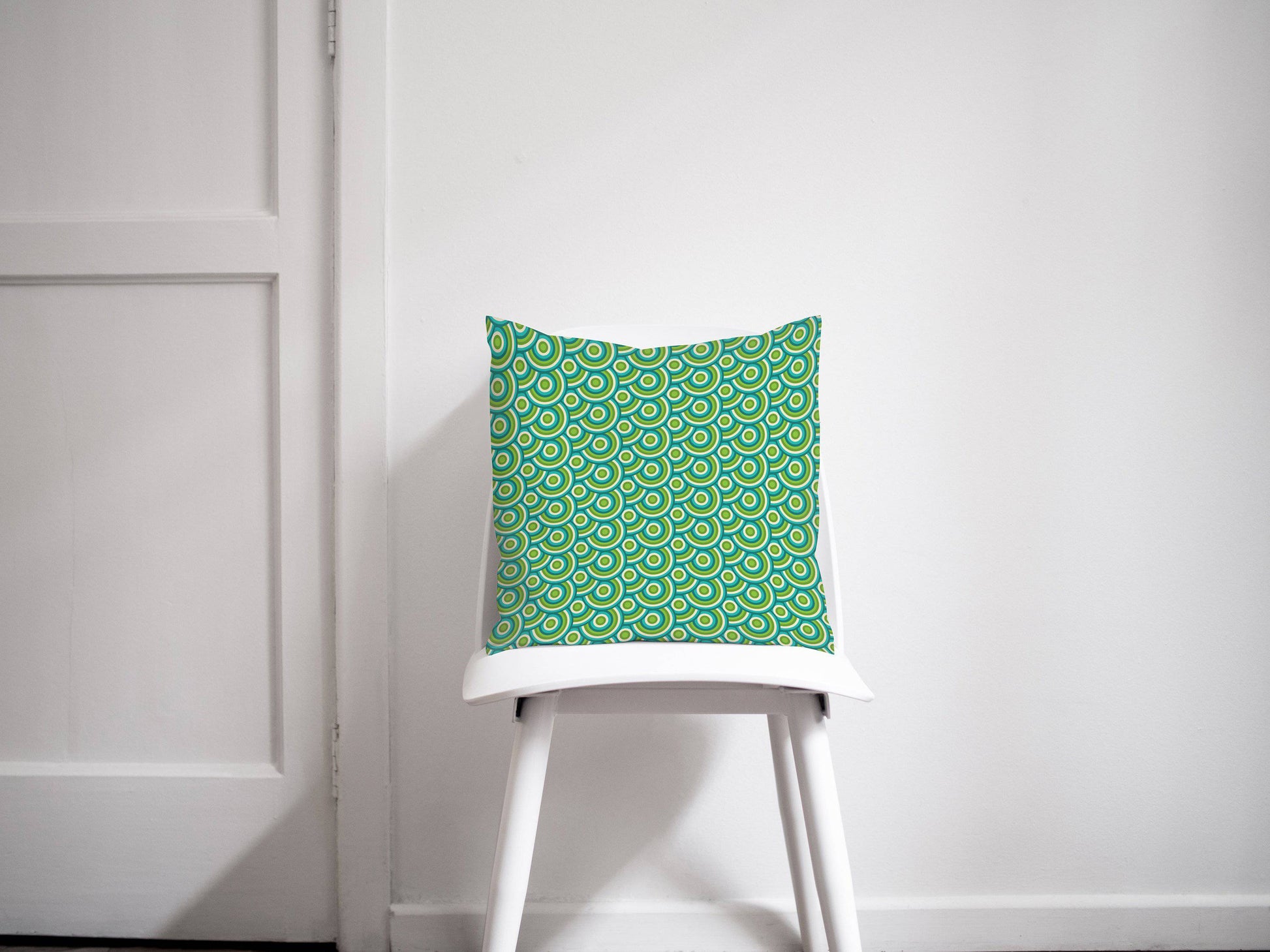 Green Throw Pillow with Retro 70s Circles Design