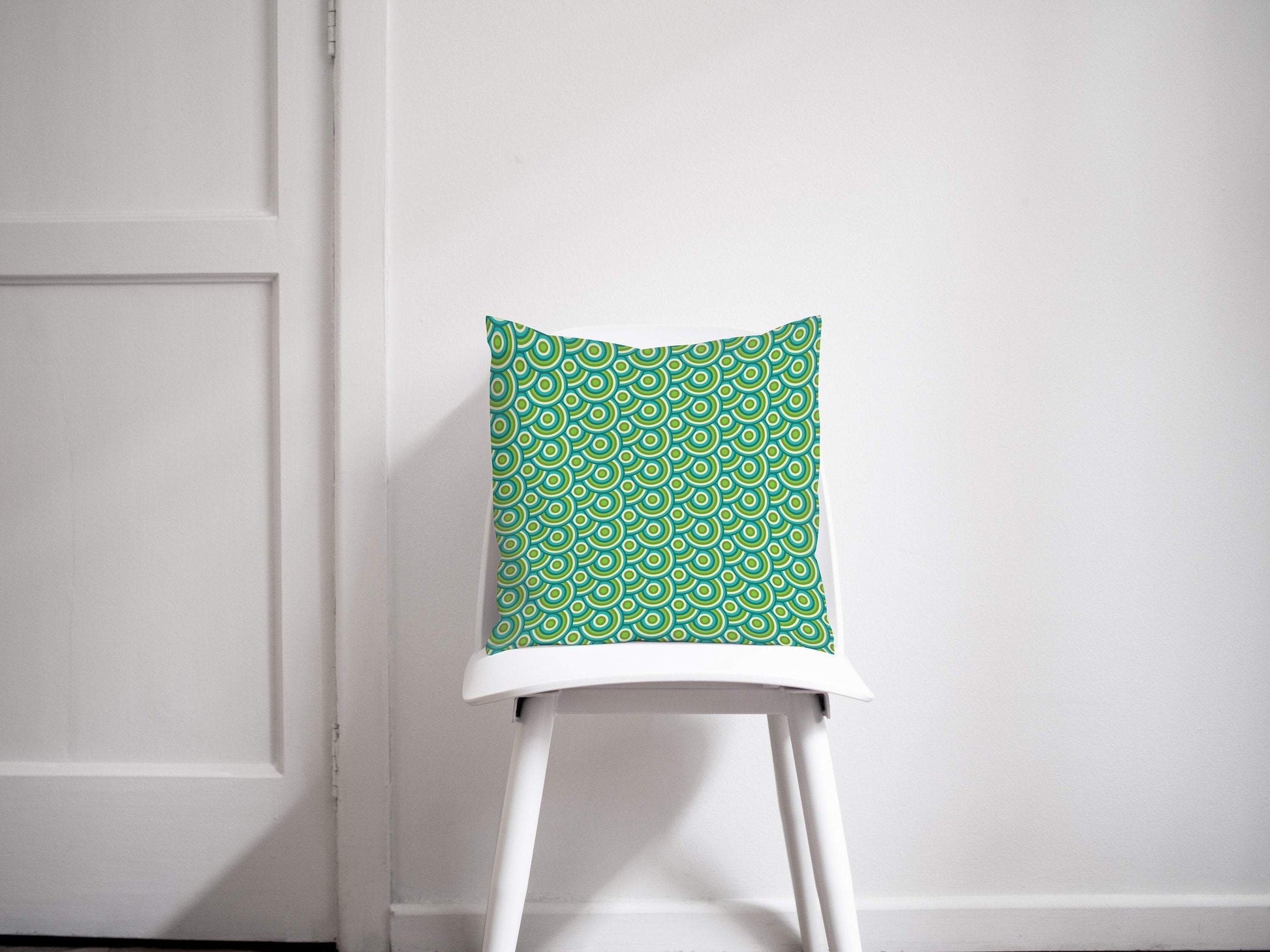 Green Throw Pillow with Retro 70s Circles Design