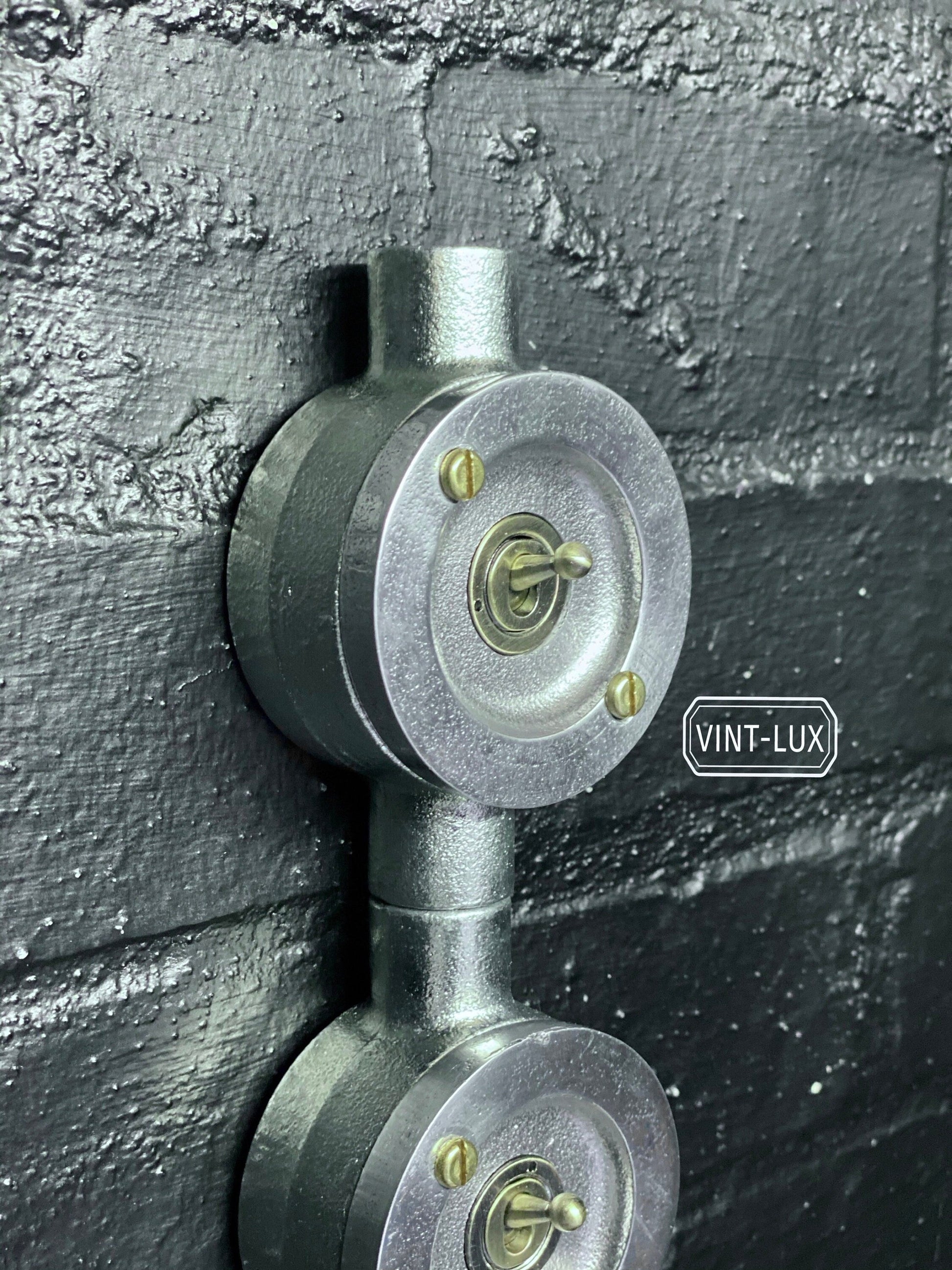 Double Gang 2 Way Industrial Vintage Cast Metal Light Switch