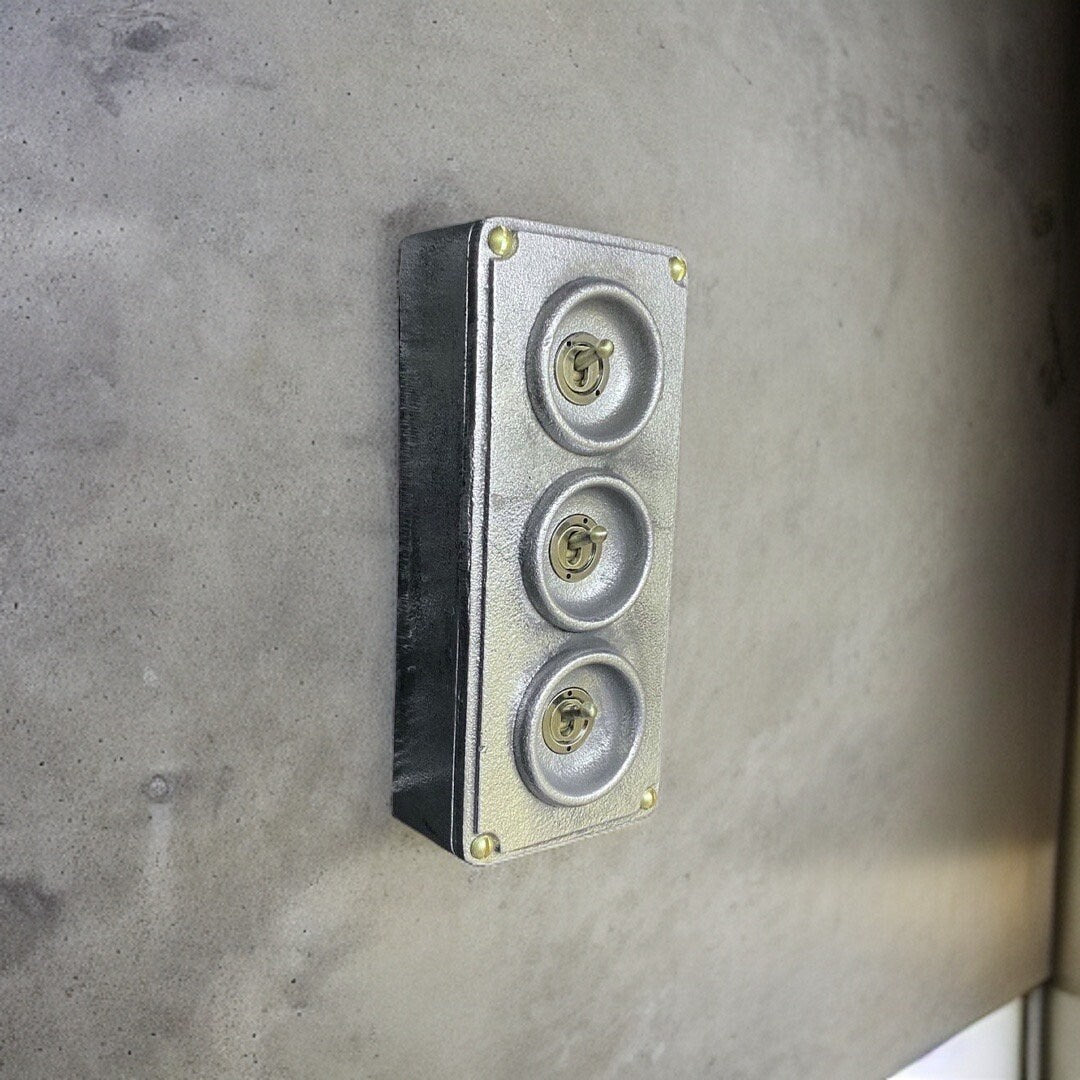 3 Gang 2 Way Cast Metal Surface Mount Light Switch Vintage Industrial