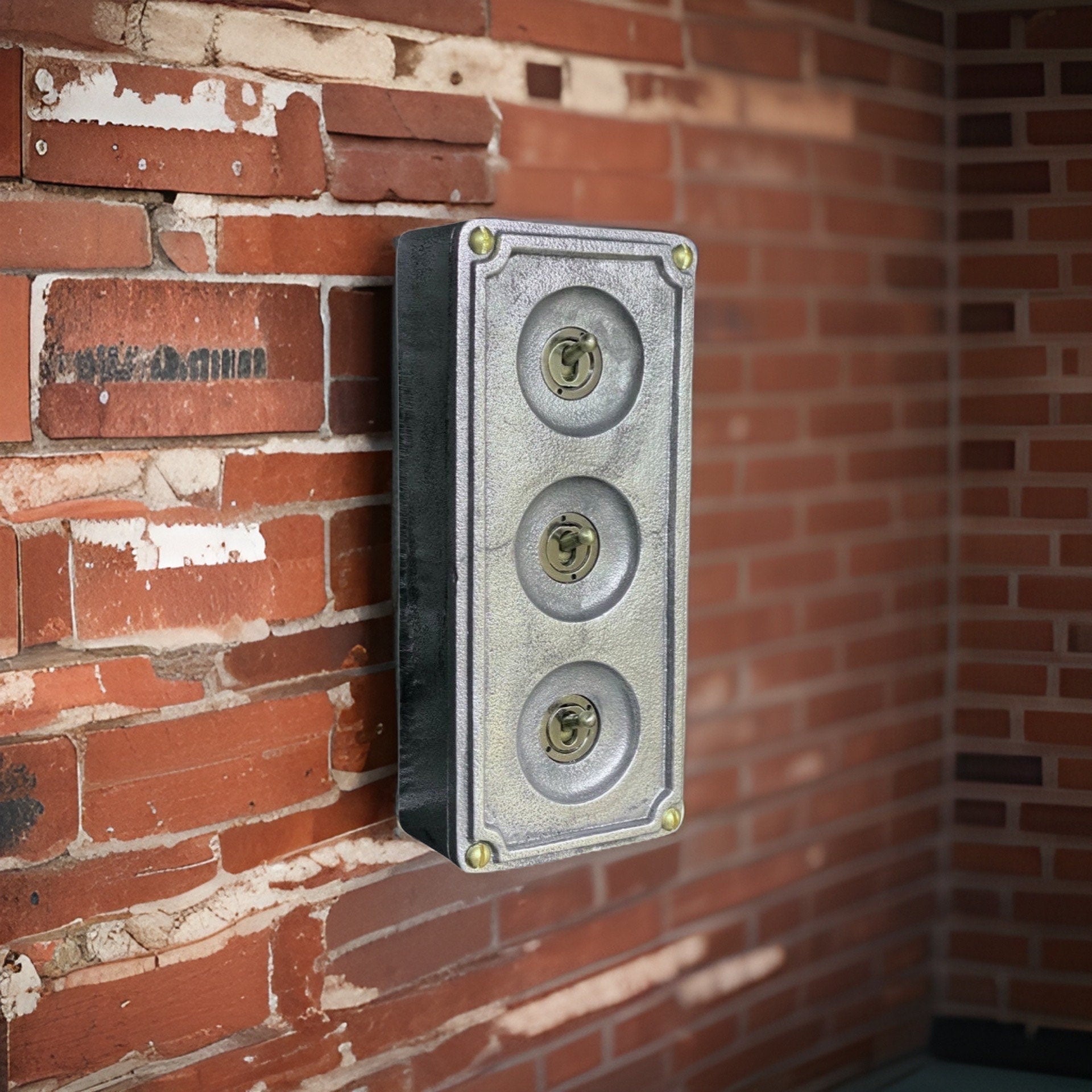 3 Gang 2 Way Cast Metal Surface Mount Light Switch Industrial Vintage