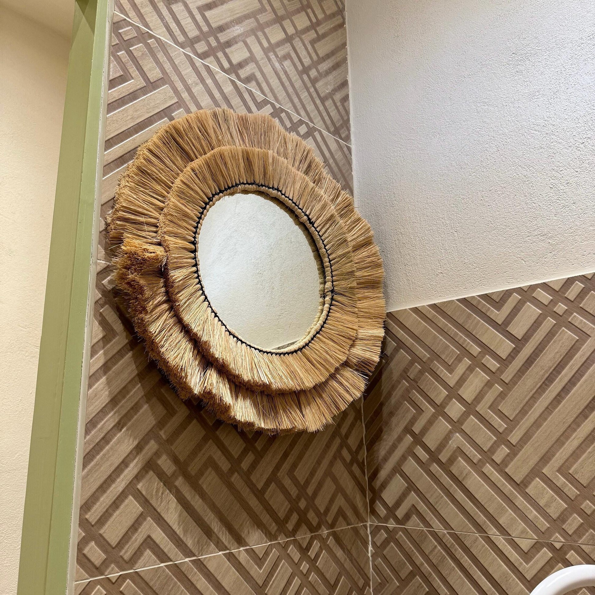 Round Wall Mirror with Handwoven Raffia Double Contour 22 Inch