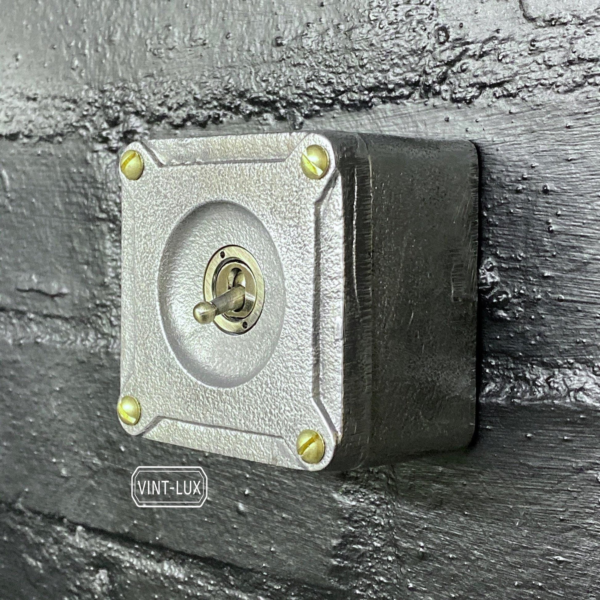 Single Gang 2 Way Conduit Surface Mounting Light Switch Solid Cast Metal Industrial ~ BS EN Approved Vintage Britmac Style
