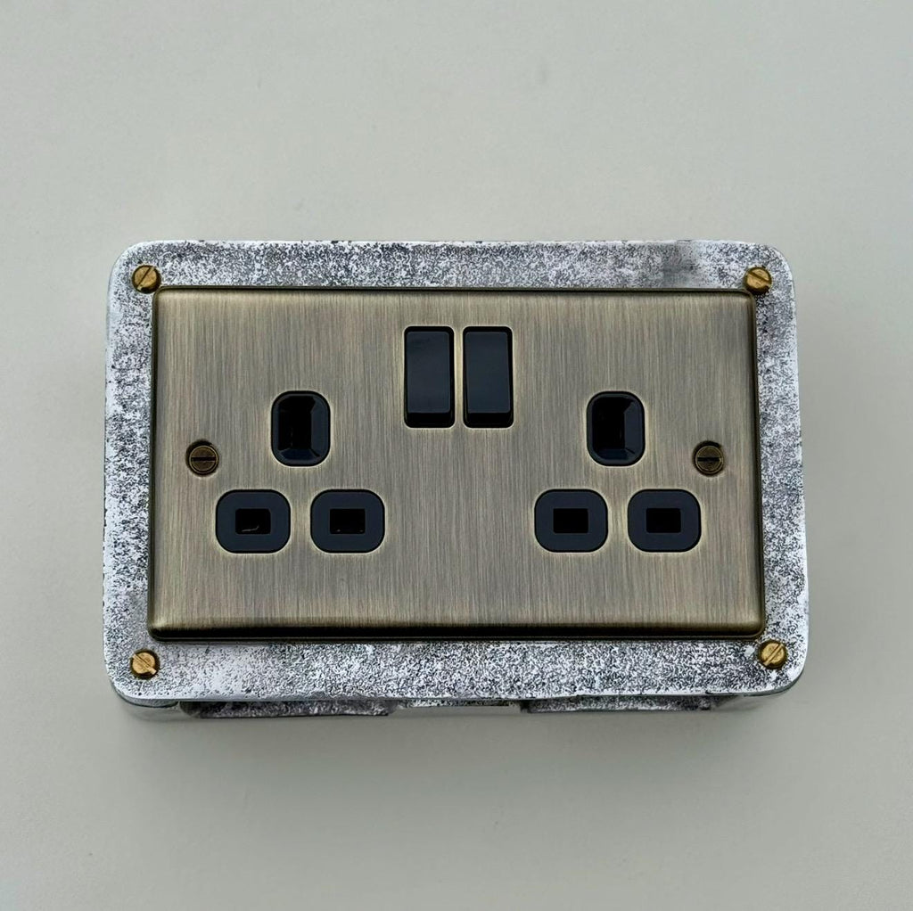 Antique Brass Double Switched Power Socket 13A Industrial Vintage