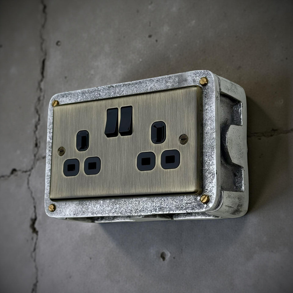 Antique Brass Double Switched Power Socket 13A Industrial Vintage