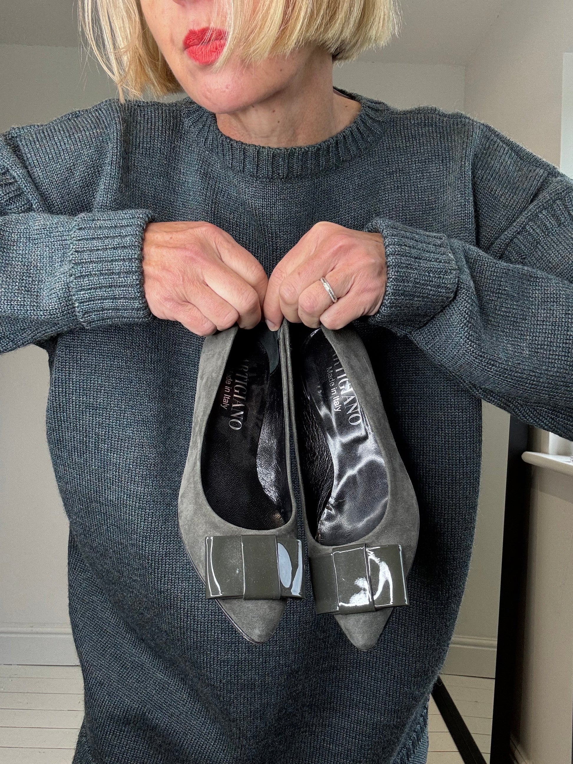 Grey Suede and Patent Kitten Heel Pumps with Bow Detail