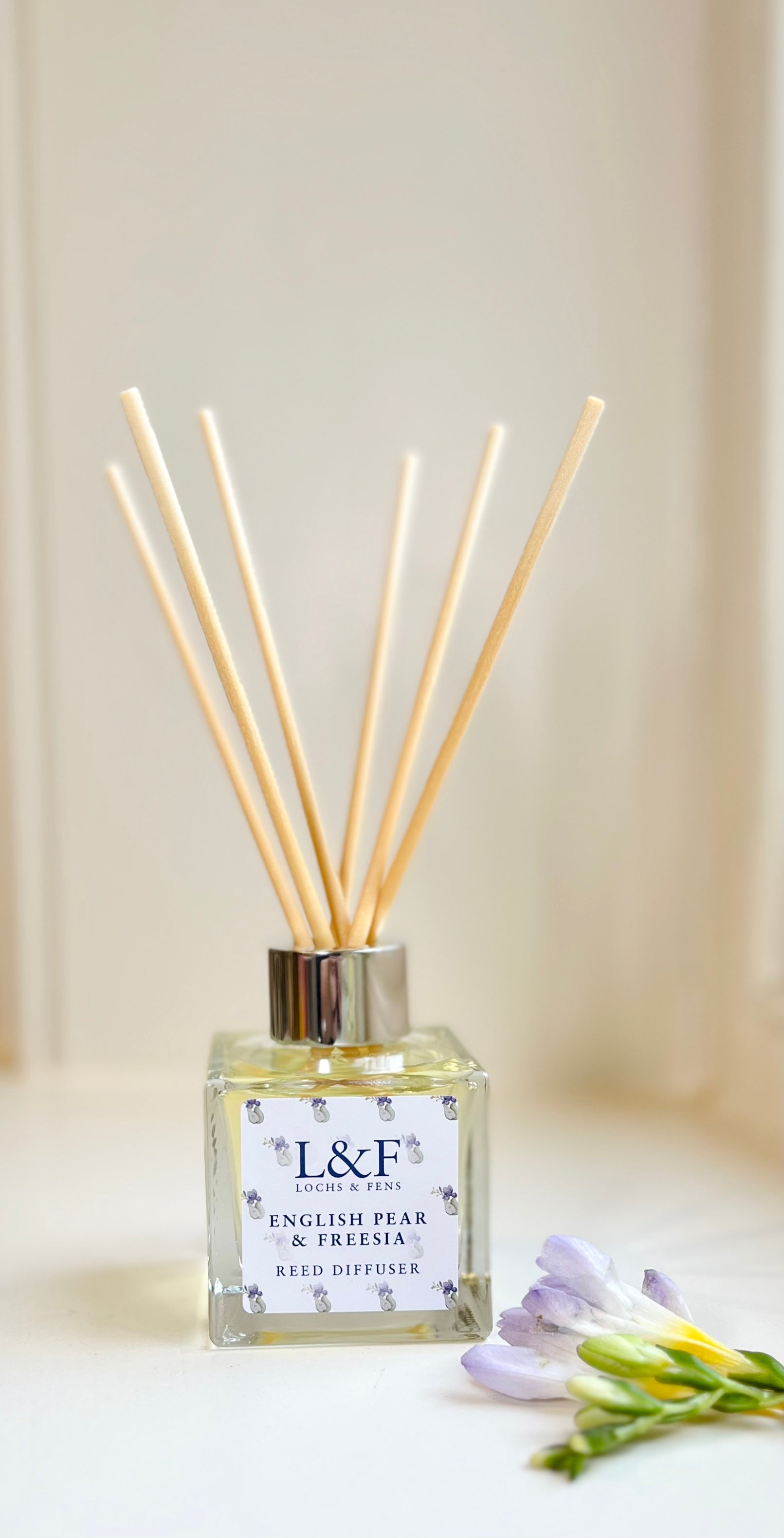 Reed Diffuser - English Pear & Freesia