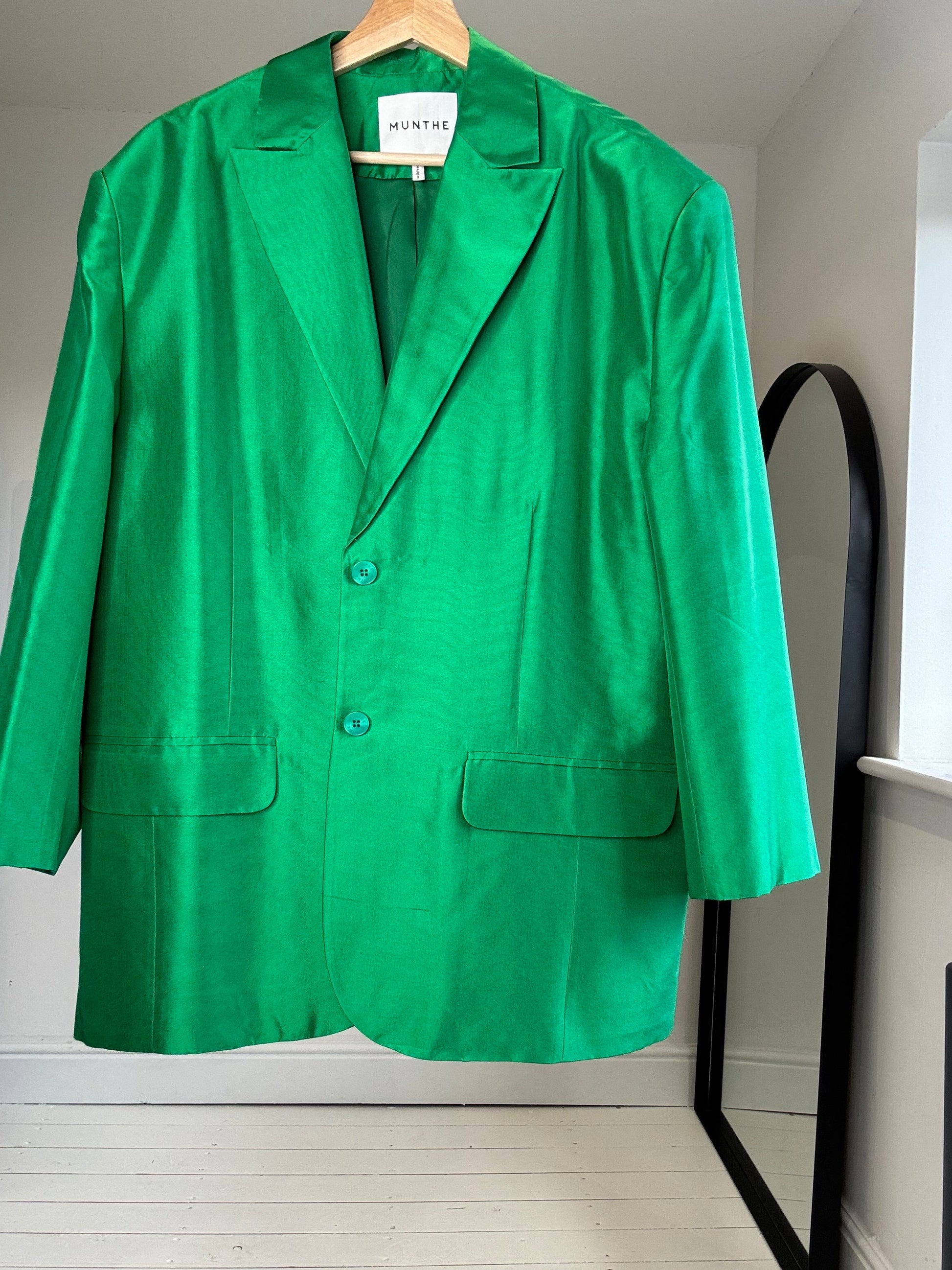 100% Silk Suit in Oversized Blazer and Tapered Trousers