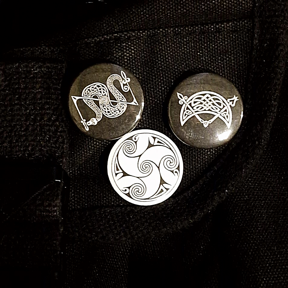 Pictish Badge Set