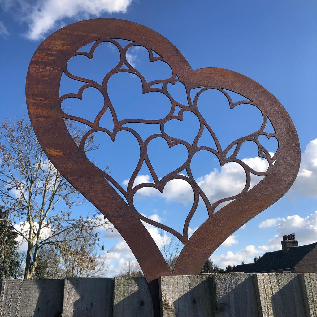 Large Rusty Metal Heart Garden Decoration
