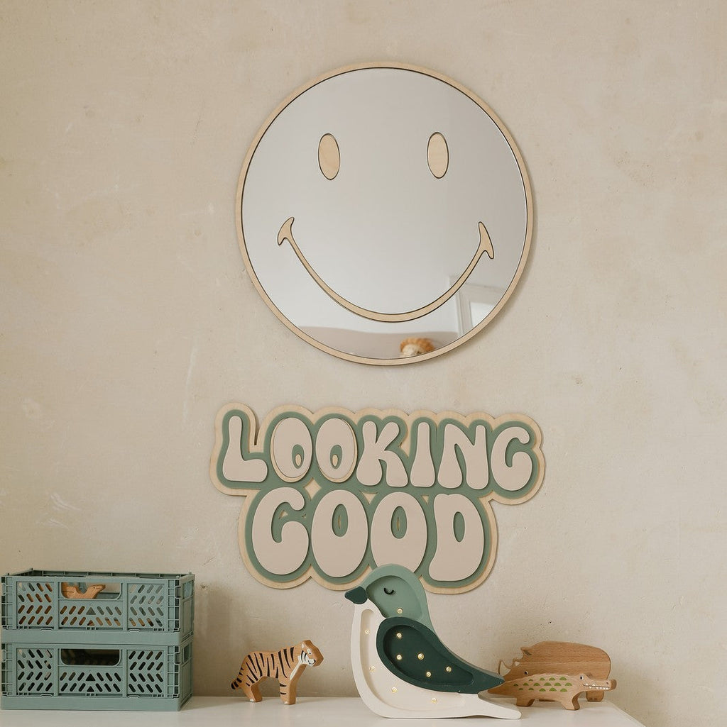 Kids Room Emoji Mirror – Child-Friendly Acrylic & Wood