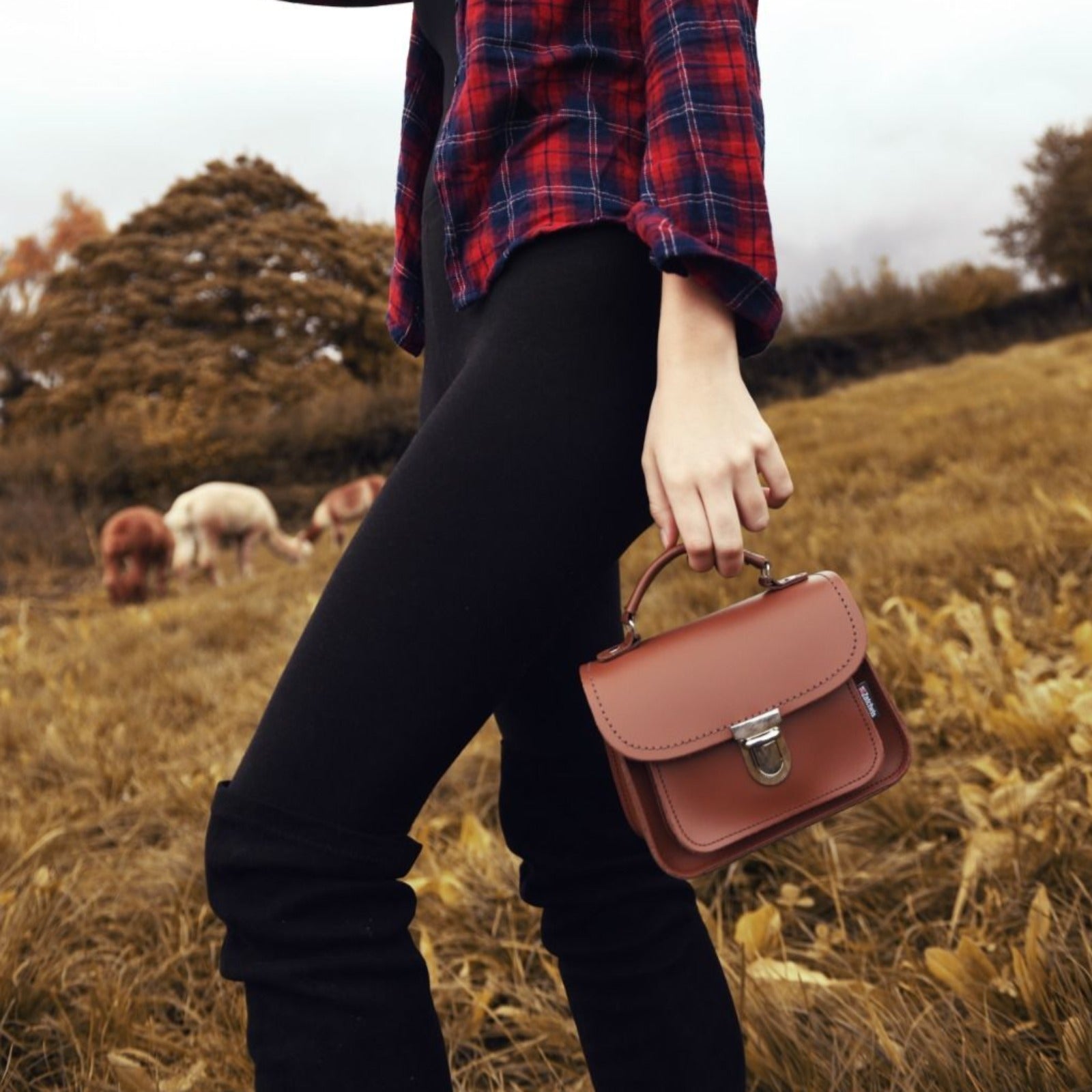 Luna Handmade Leather Bag in Chestnut