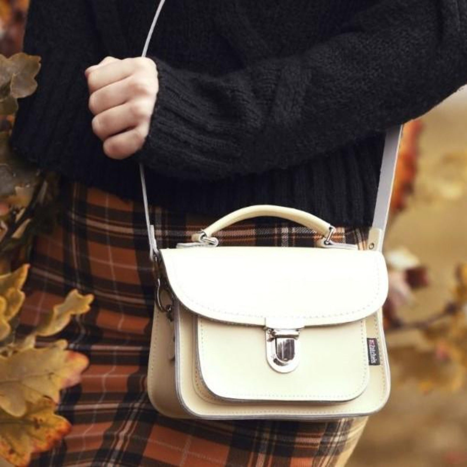 Luna Handmade Leather Bag in Navy