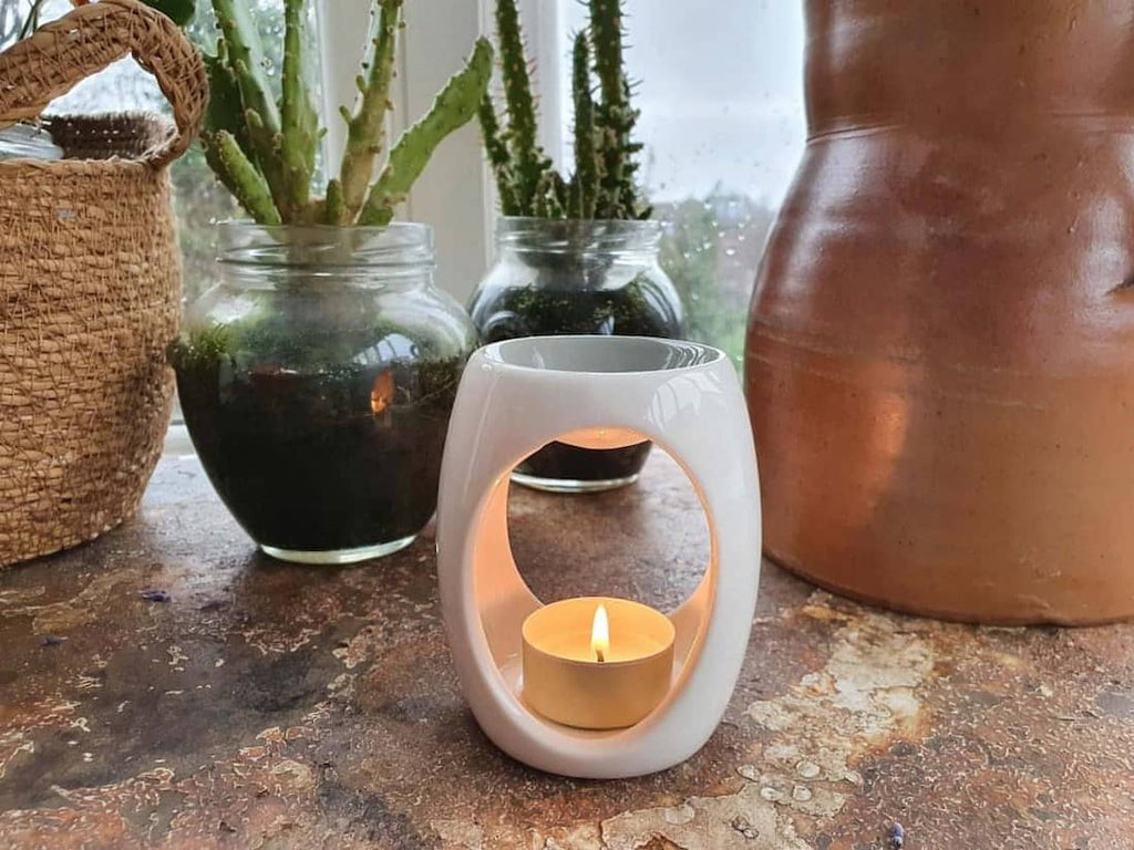 Wax Melt Starter Kit with Ceramic Burner and Soy Tealight