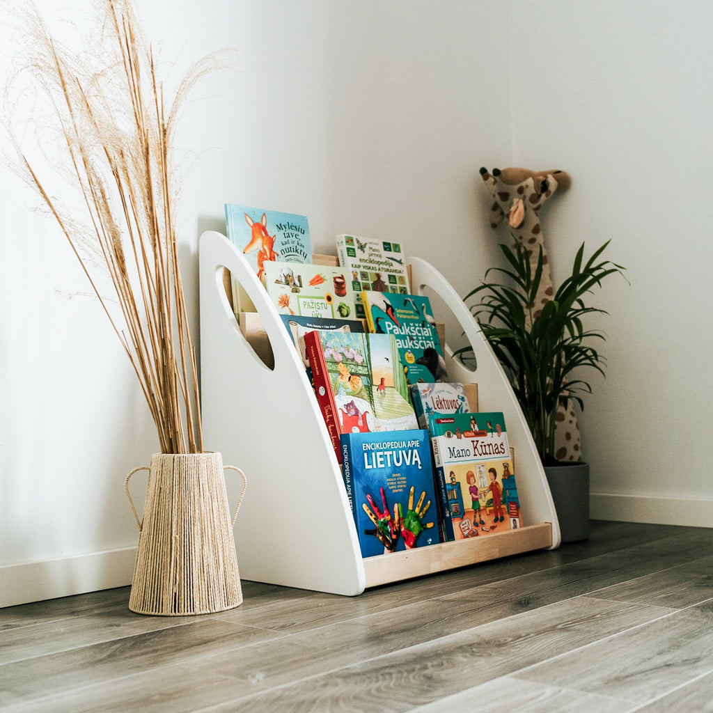 Montessori Bookshelf With Book Storage - 4 Shelves