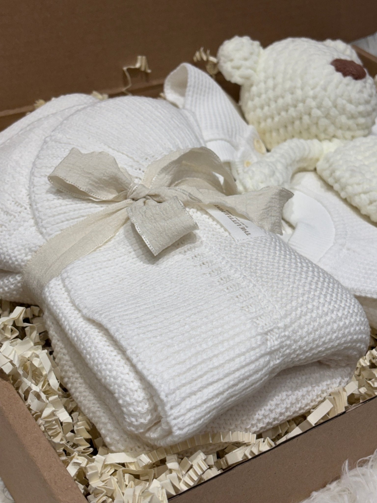 Newborn Knit Gift Box Cream and White 0 to 6 Months