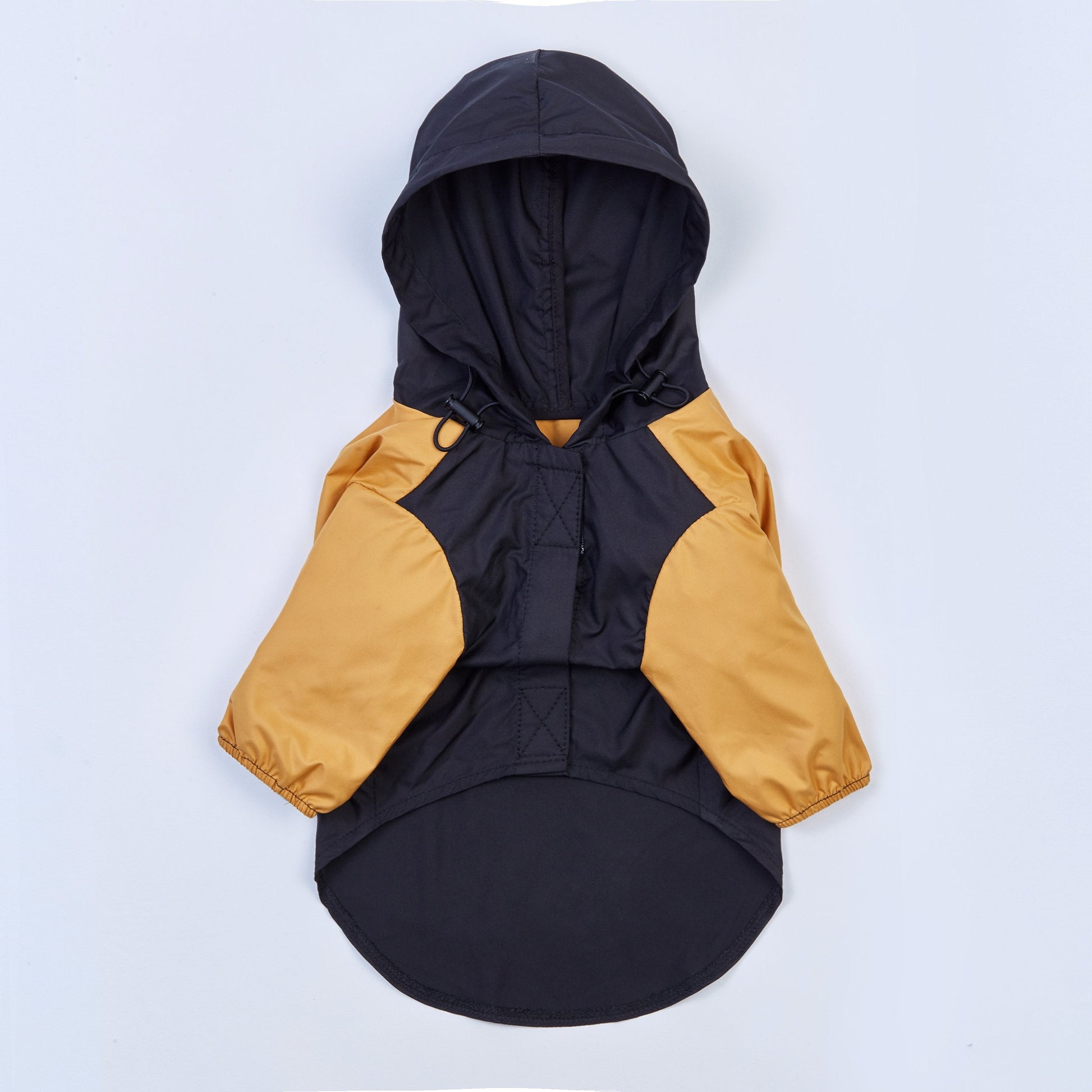 Contrast Thin Coat in Black and Yellow