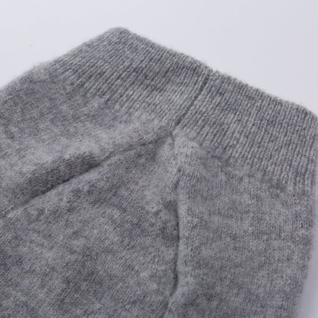 Sleeveless Wool Jumper with Golden Metal Logo