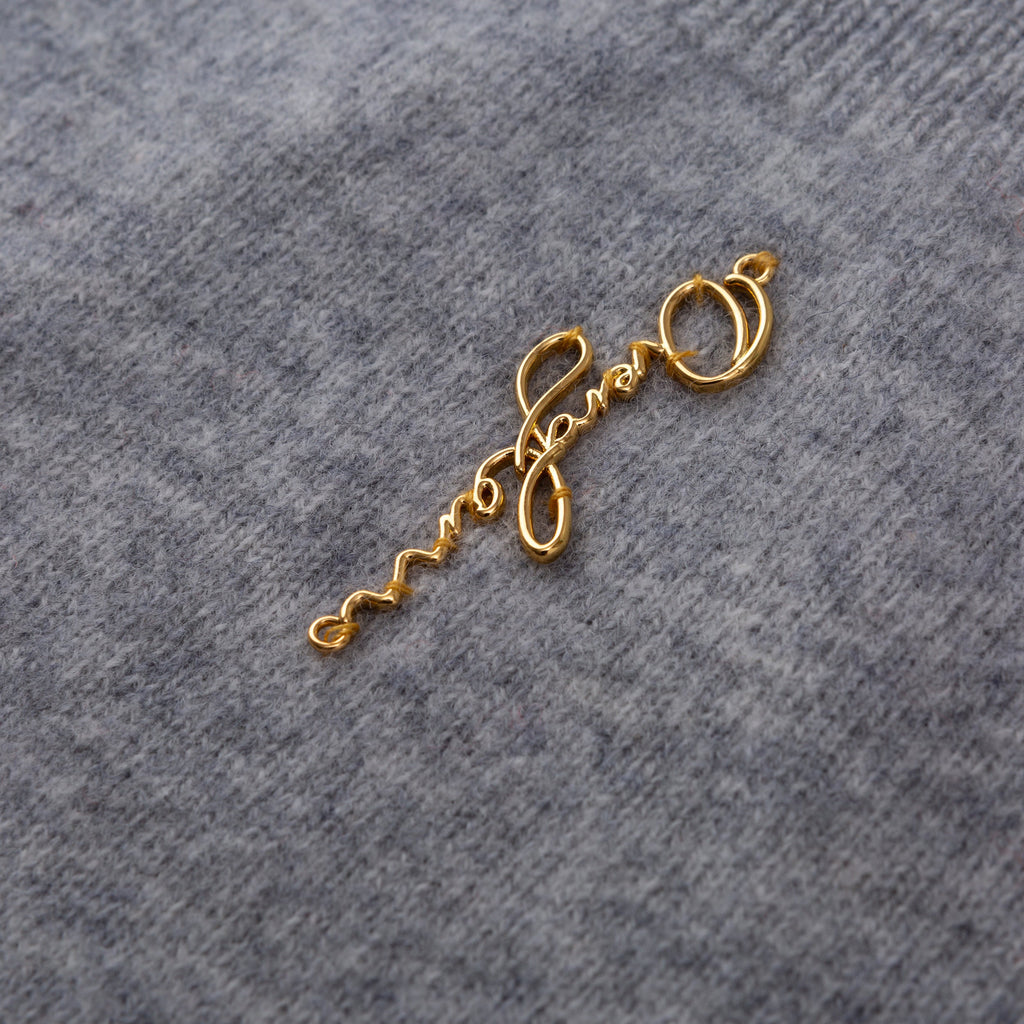 Sleeveless Wool Jumper with Golden Metal Logo