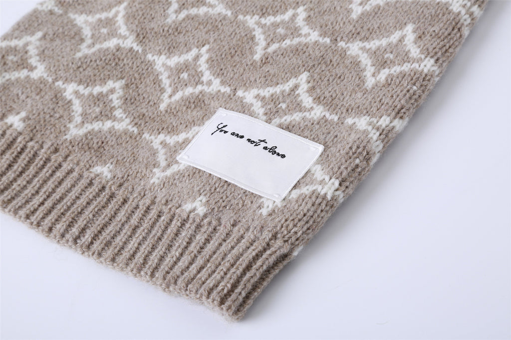 You Are Not Alone Sleeveless Jumper with Floral Pattern