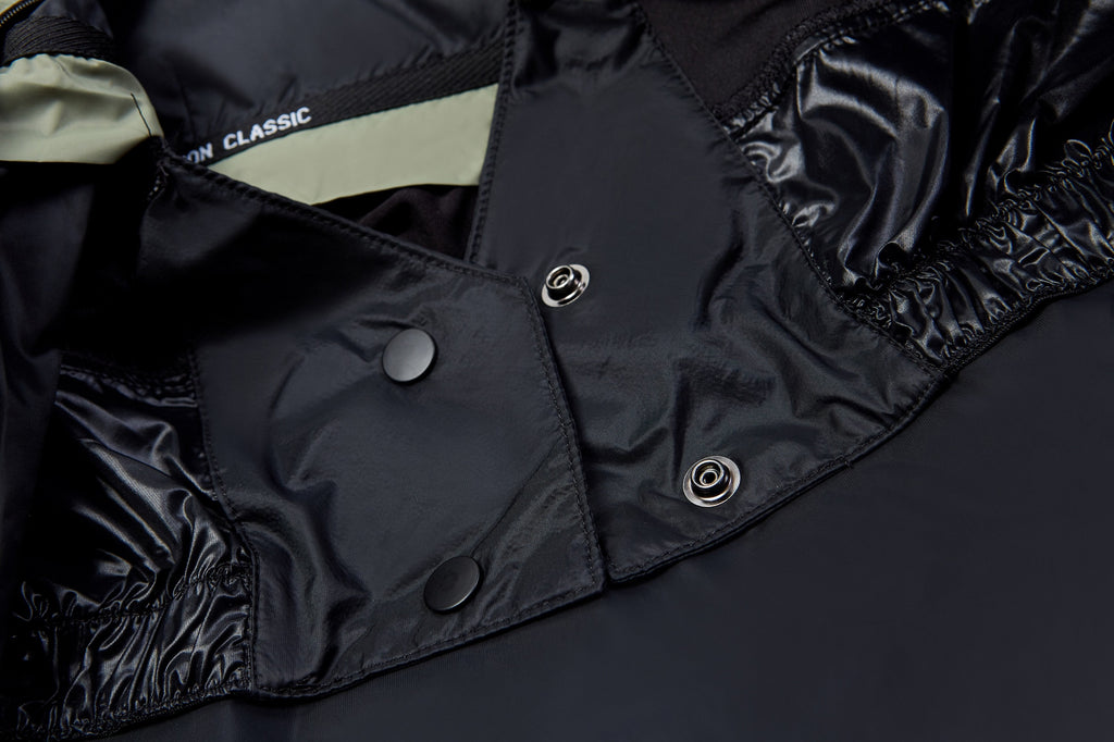 Green Zip Up Puffer Ski Jacket with Hood