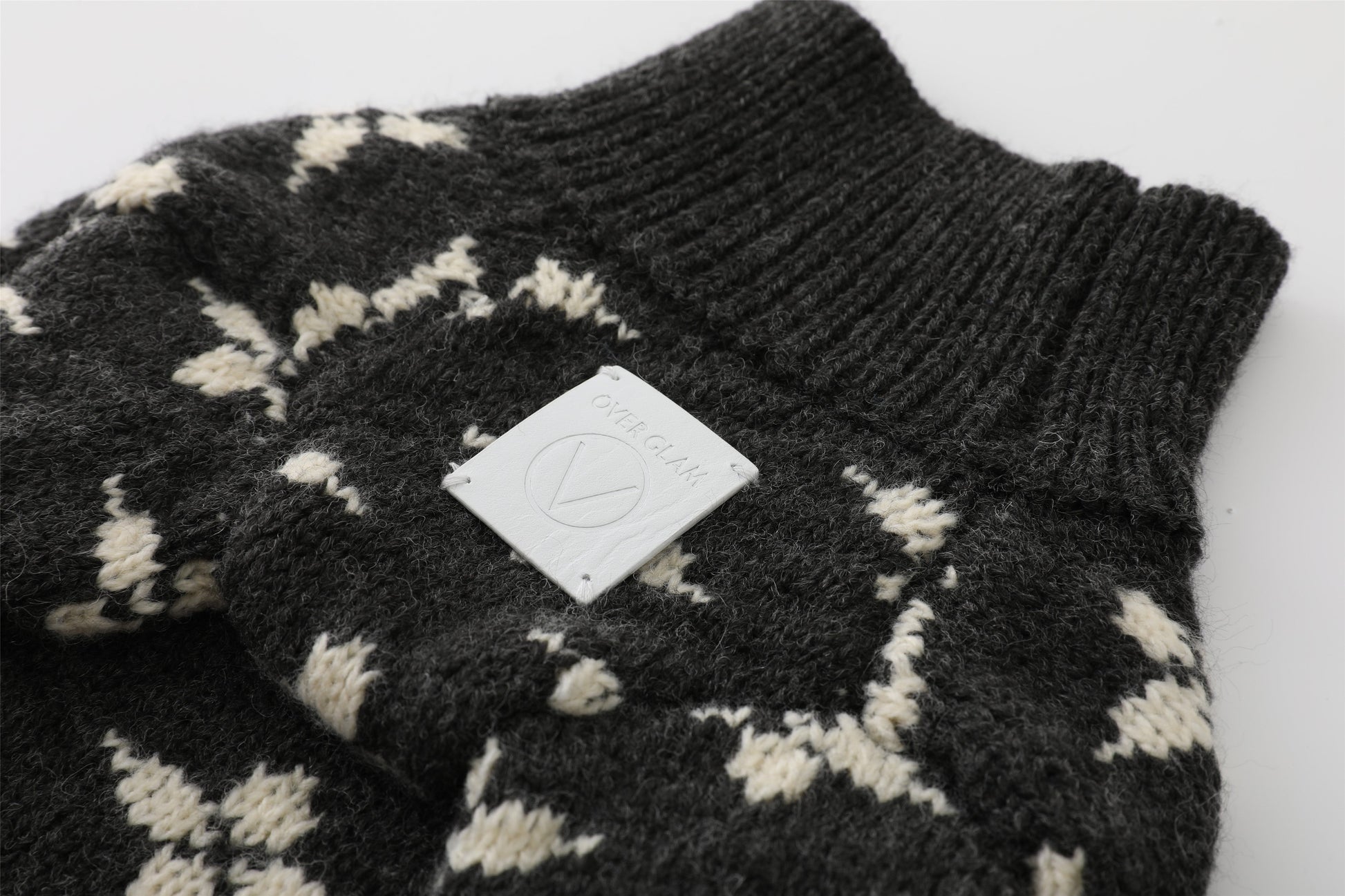 Floral Jacquard Jumper in Dark Grey