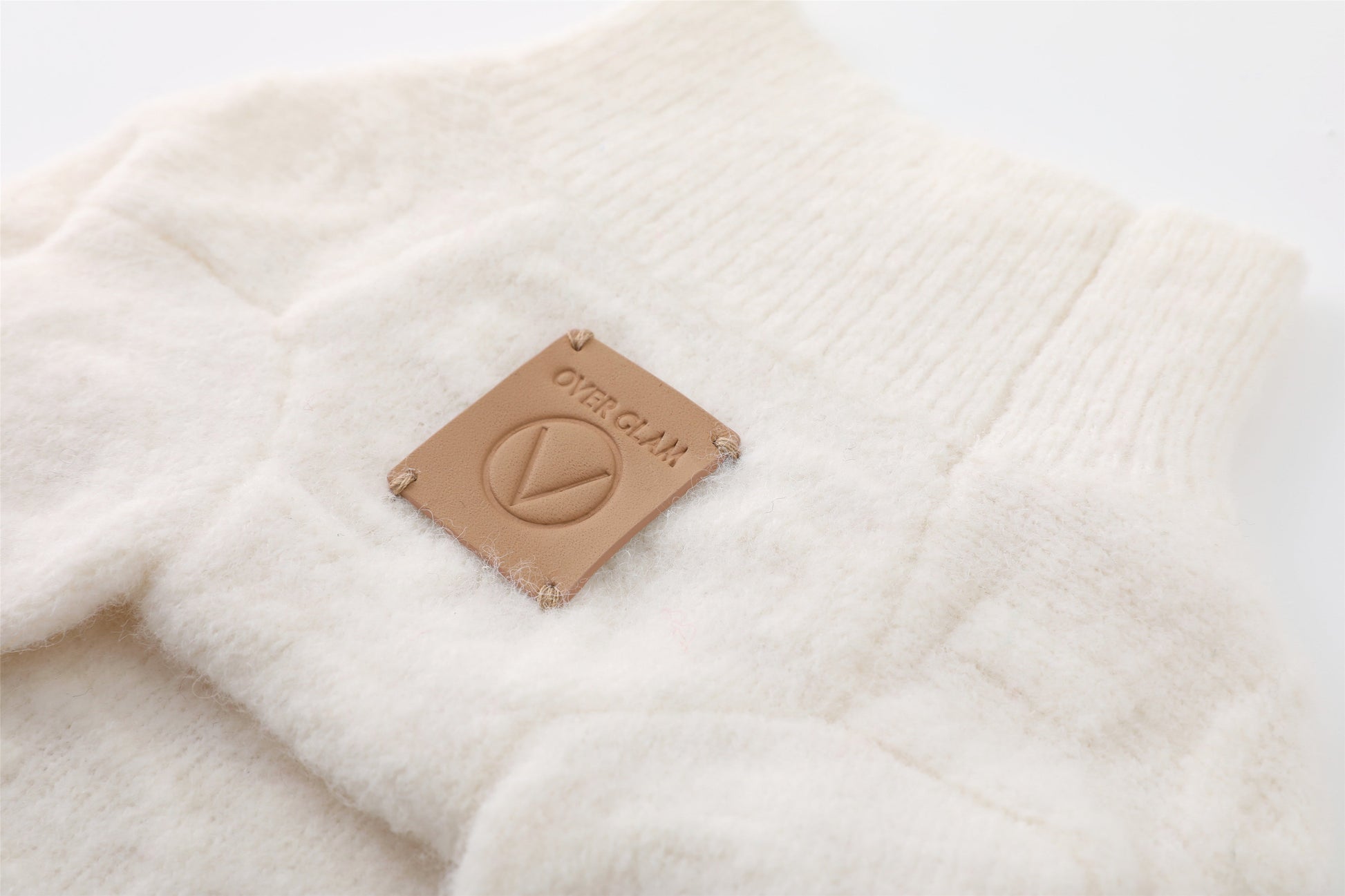 Textured Knit Jumper in Rose and White