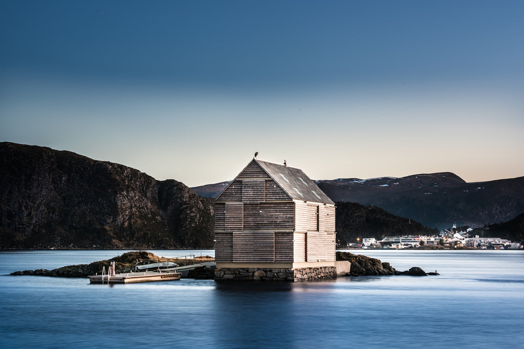 Remote Retreat Residences