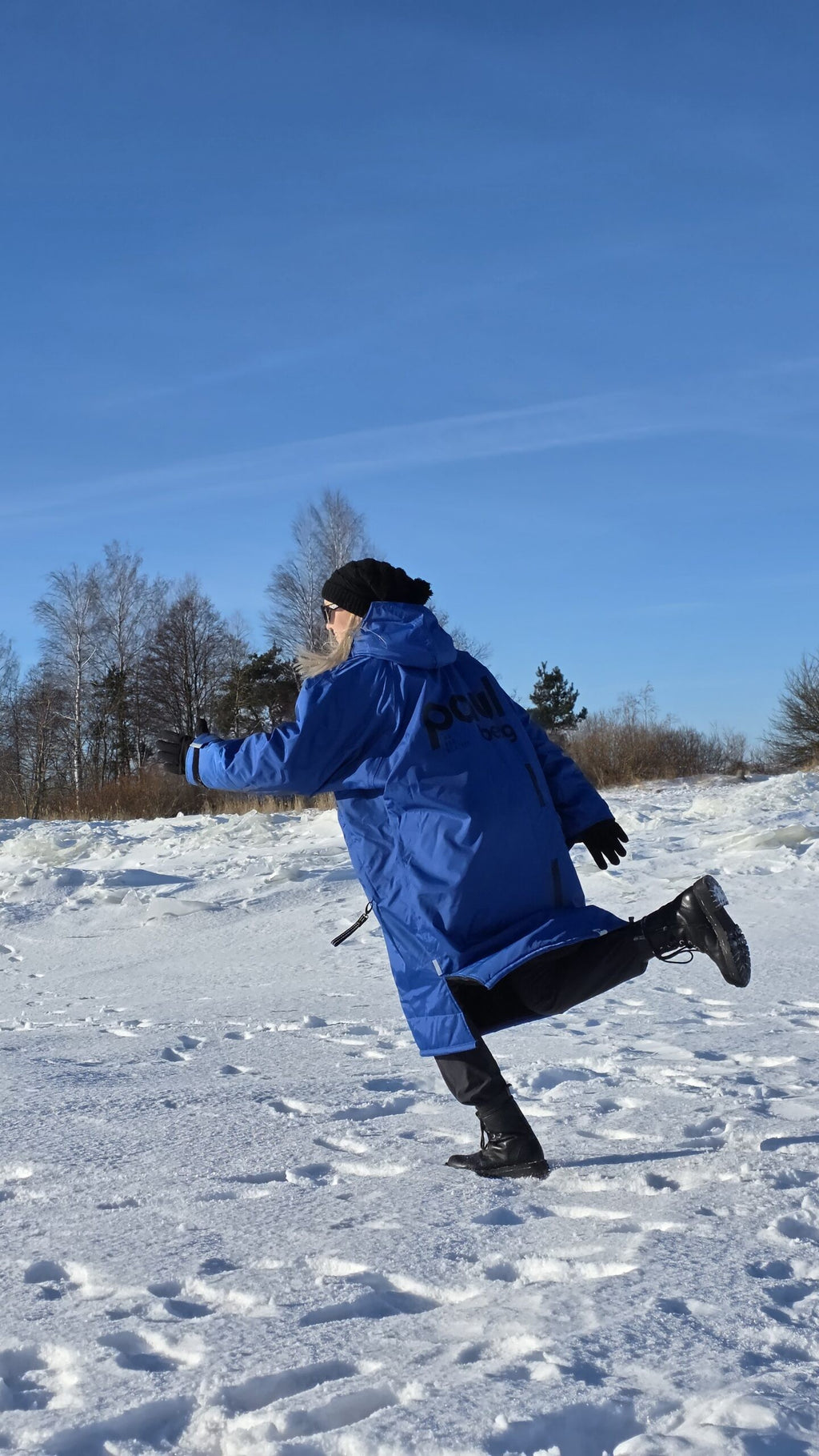 Paul Nordic Changing Robe - Royal Blue