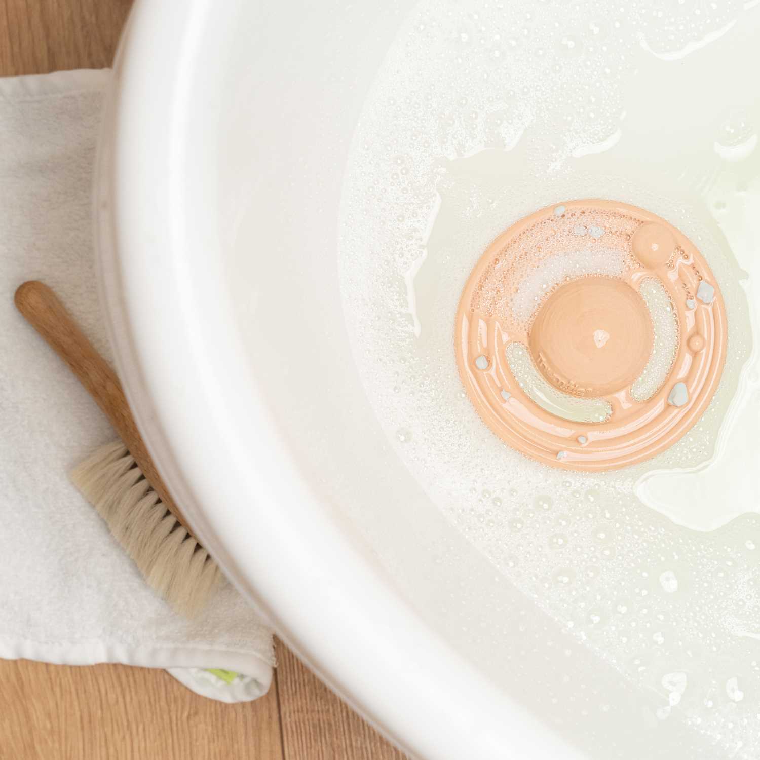 Natural Rubber Space Planet Teether and Bath Toy