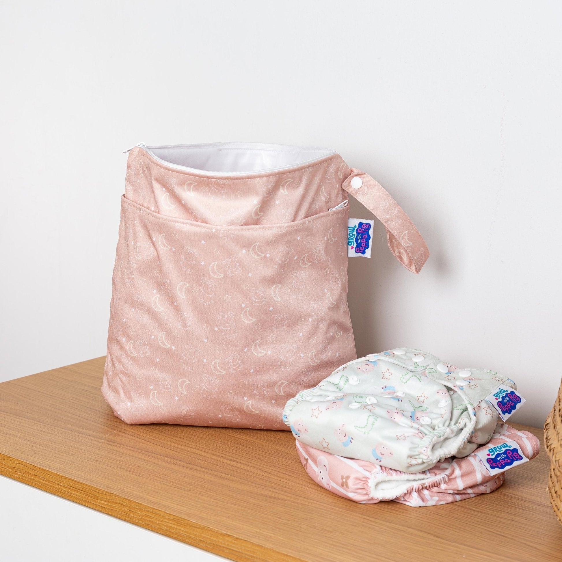 Peppa Pig Grab and Go Nappy Wet Bag in Moons and Stars