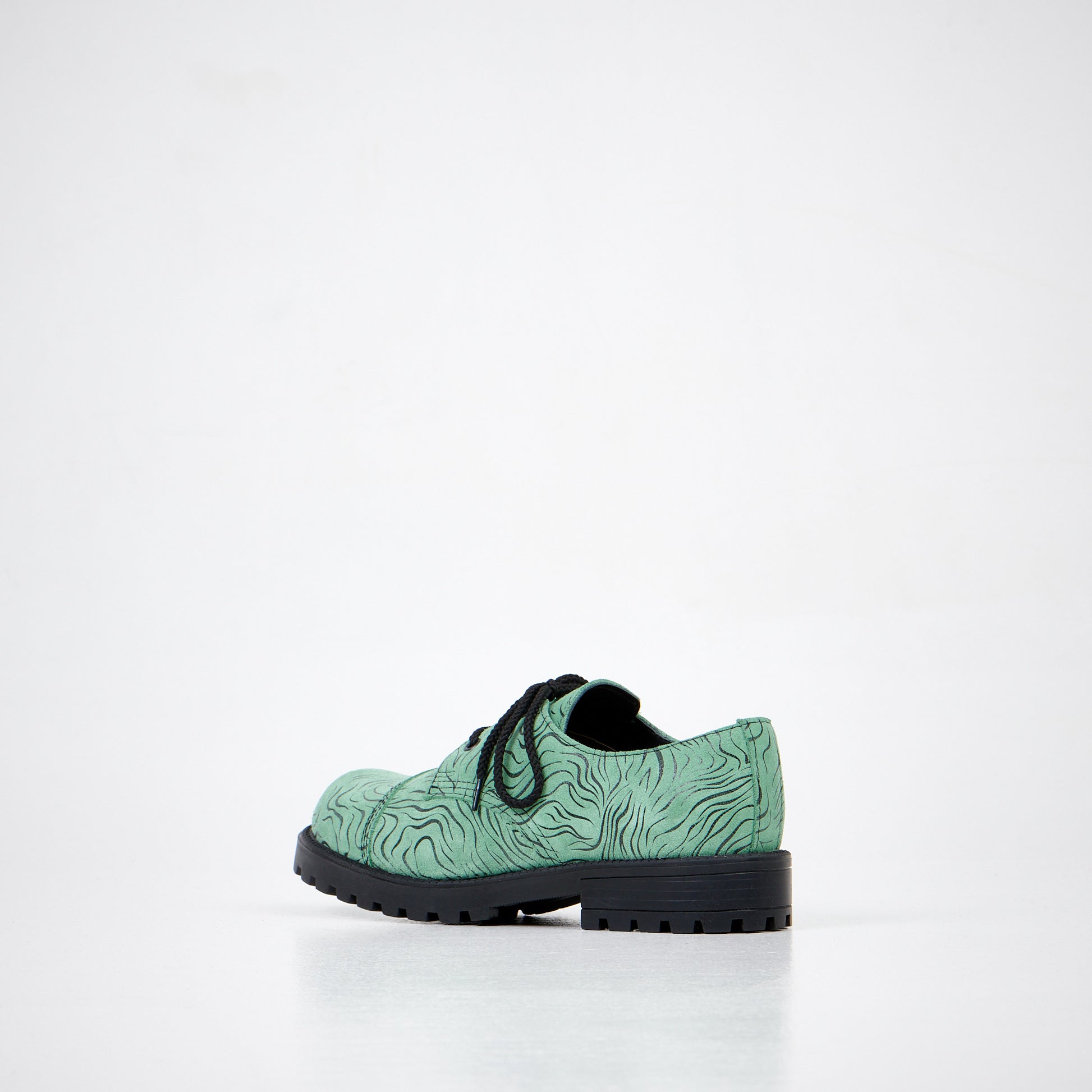 Widgets Unisex Leather Shoes – Military-Grade Durability & Style by Samelin at www.brixbailey.com