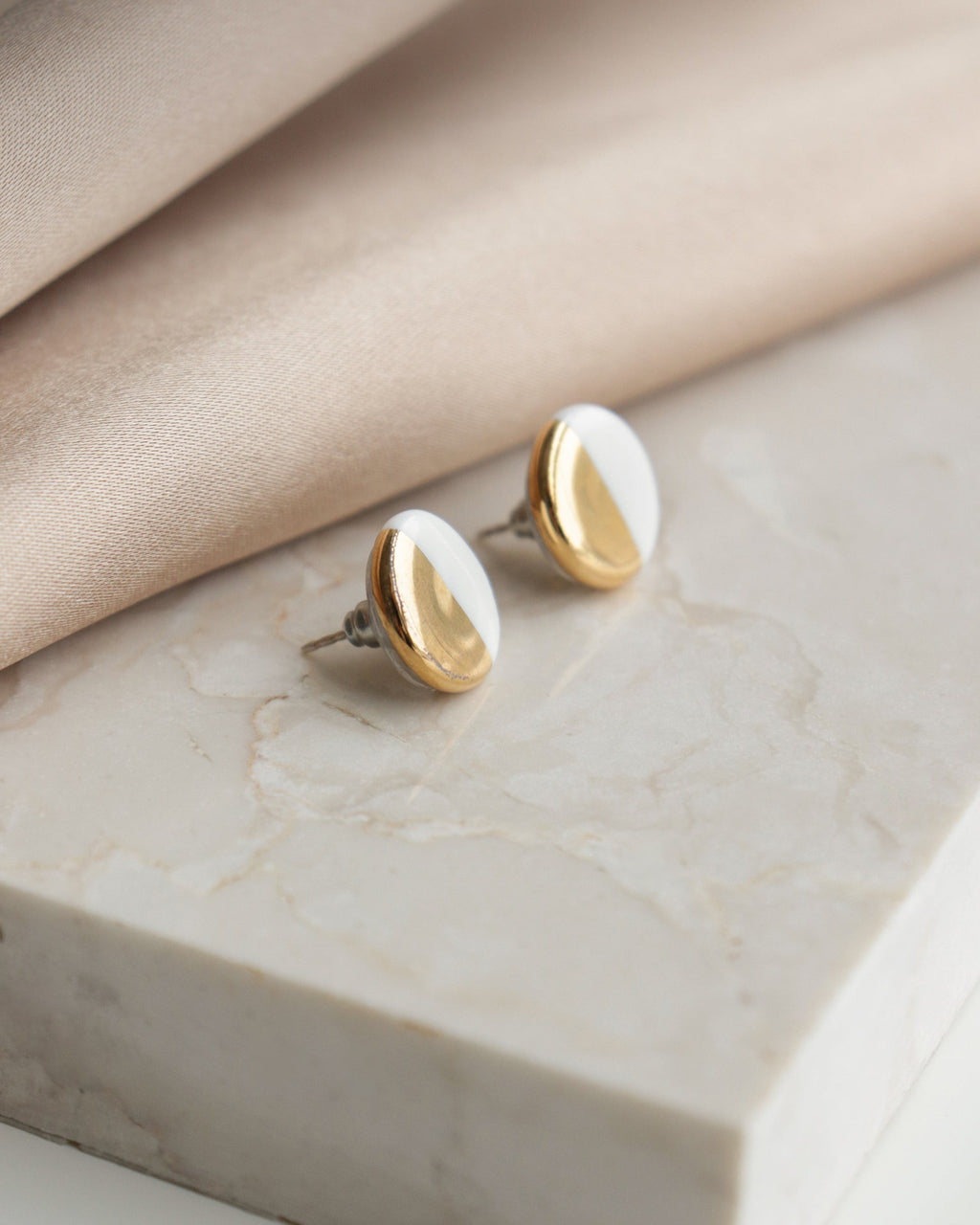 Porcelain Round Stud Earrings - White and Gold
