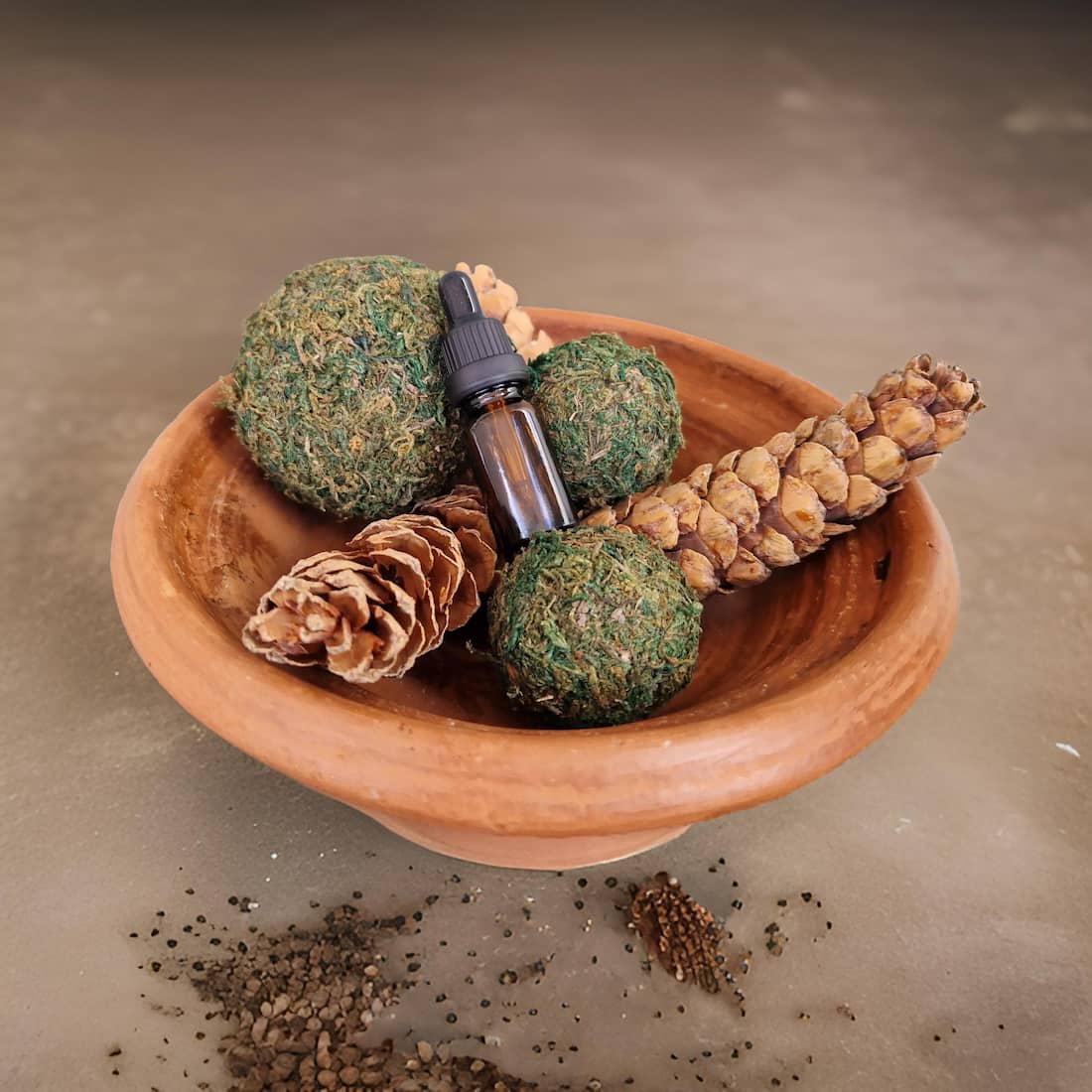 Pine Cone and Moss Ball Potpourri