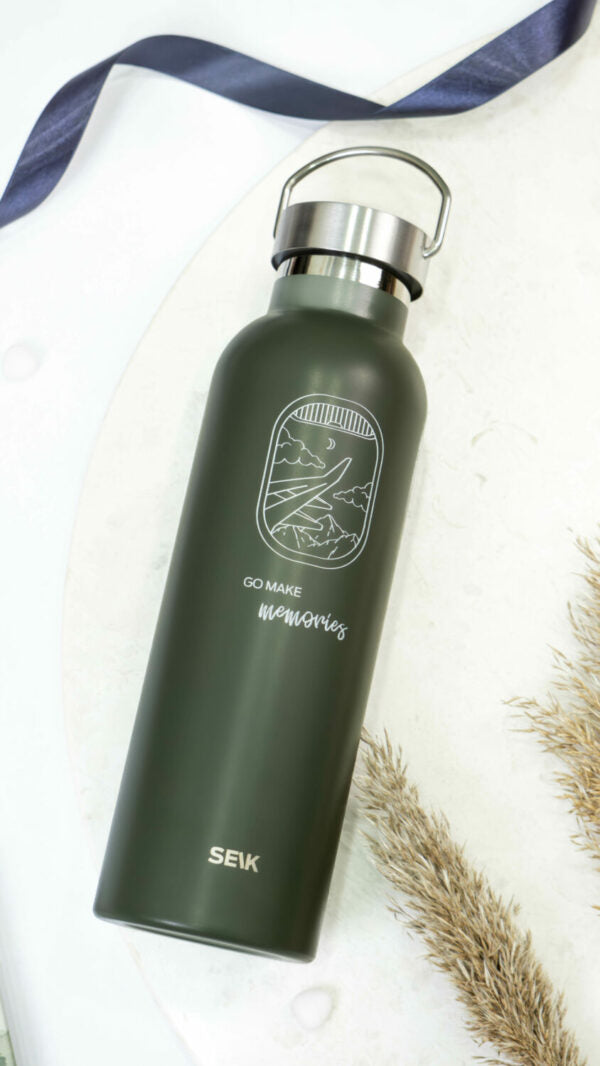 playful and fun 500ml adventure thermos on a sunny hiking trail