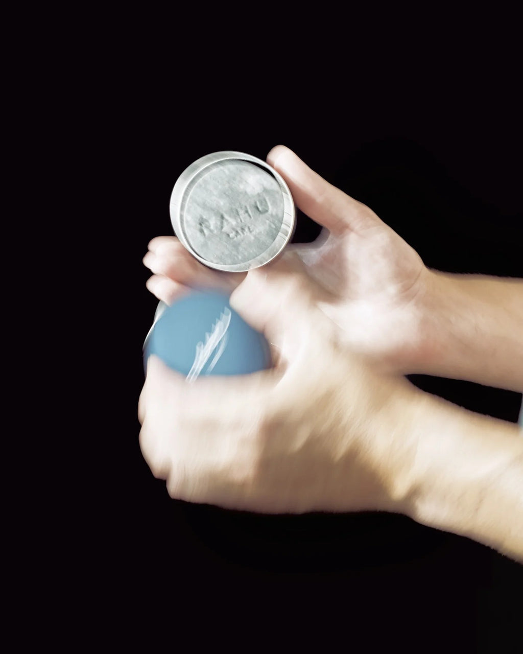 UNISEX Prebiotic Solid Shampoo With Maca Extract