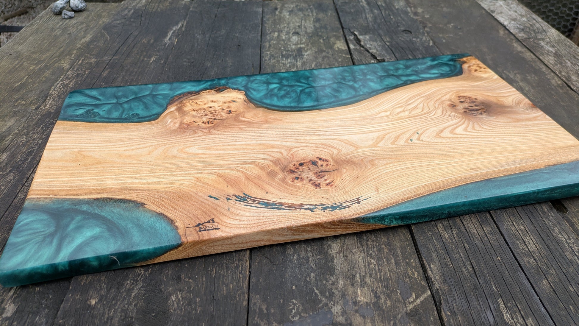 British Elm and Dark Green Resin Serving Board
