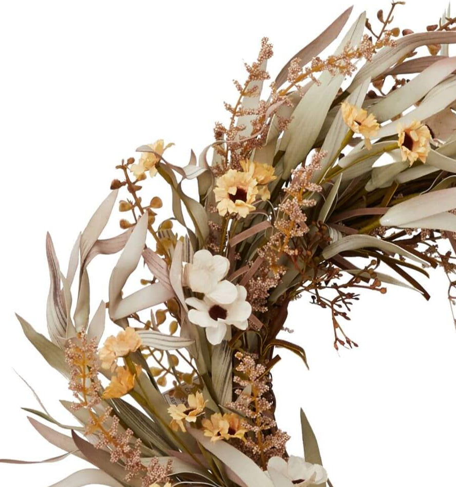 rustoc-brown dreid flower wreath at Sostter