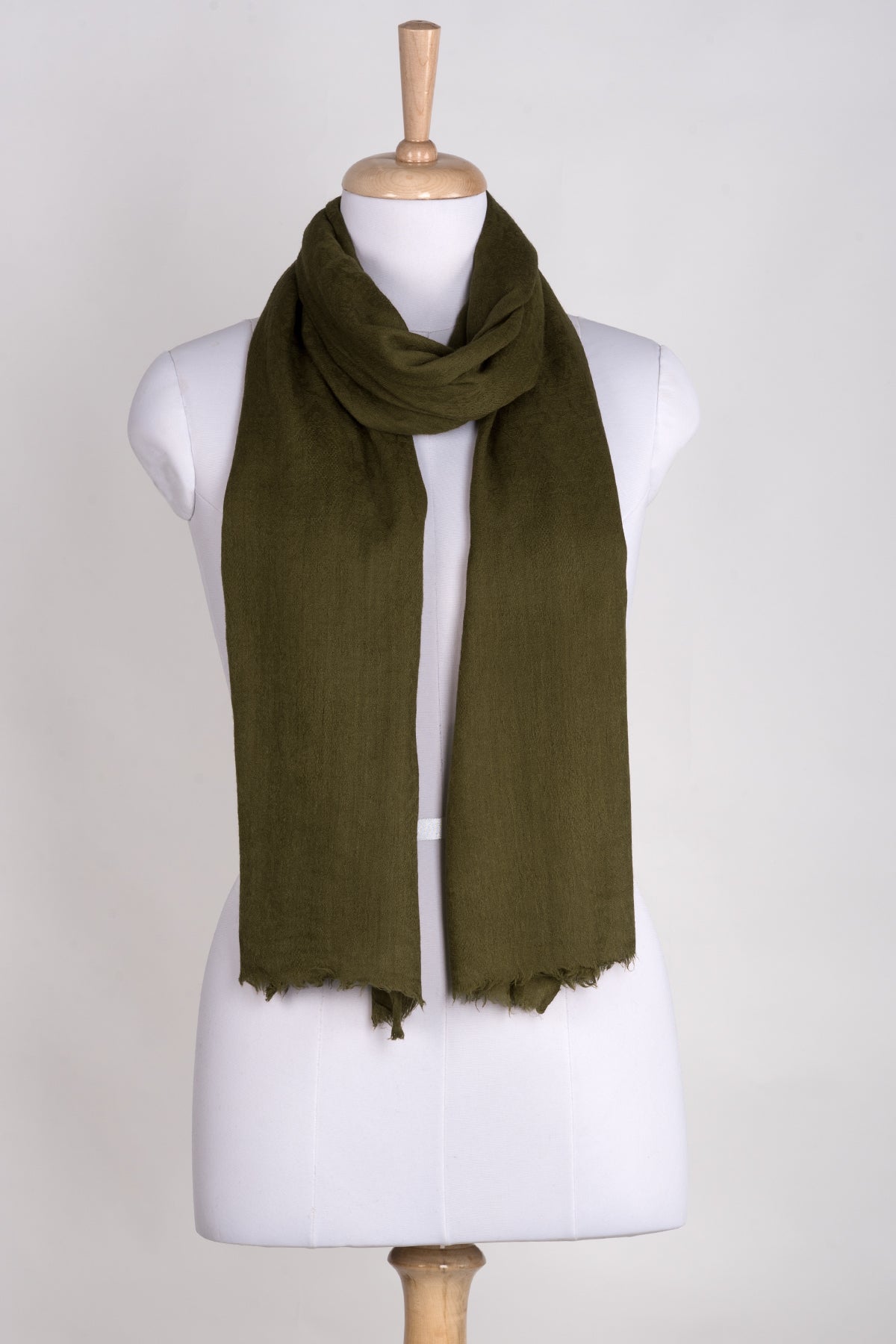 Paisley Jacquard Weave Cashmere Wool Scarf in Olive
