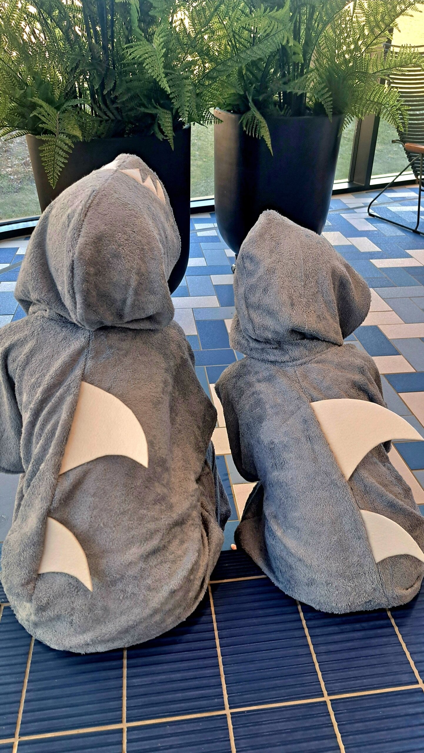 bold shark poncho for kids in size 122-150 made from soft bamboo terry